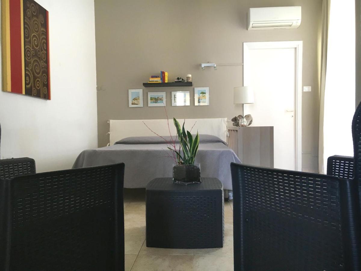 Civico 29 Apartment Olbia Bagian luar foto